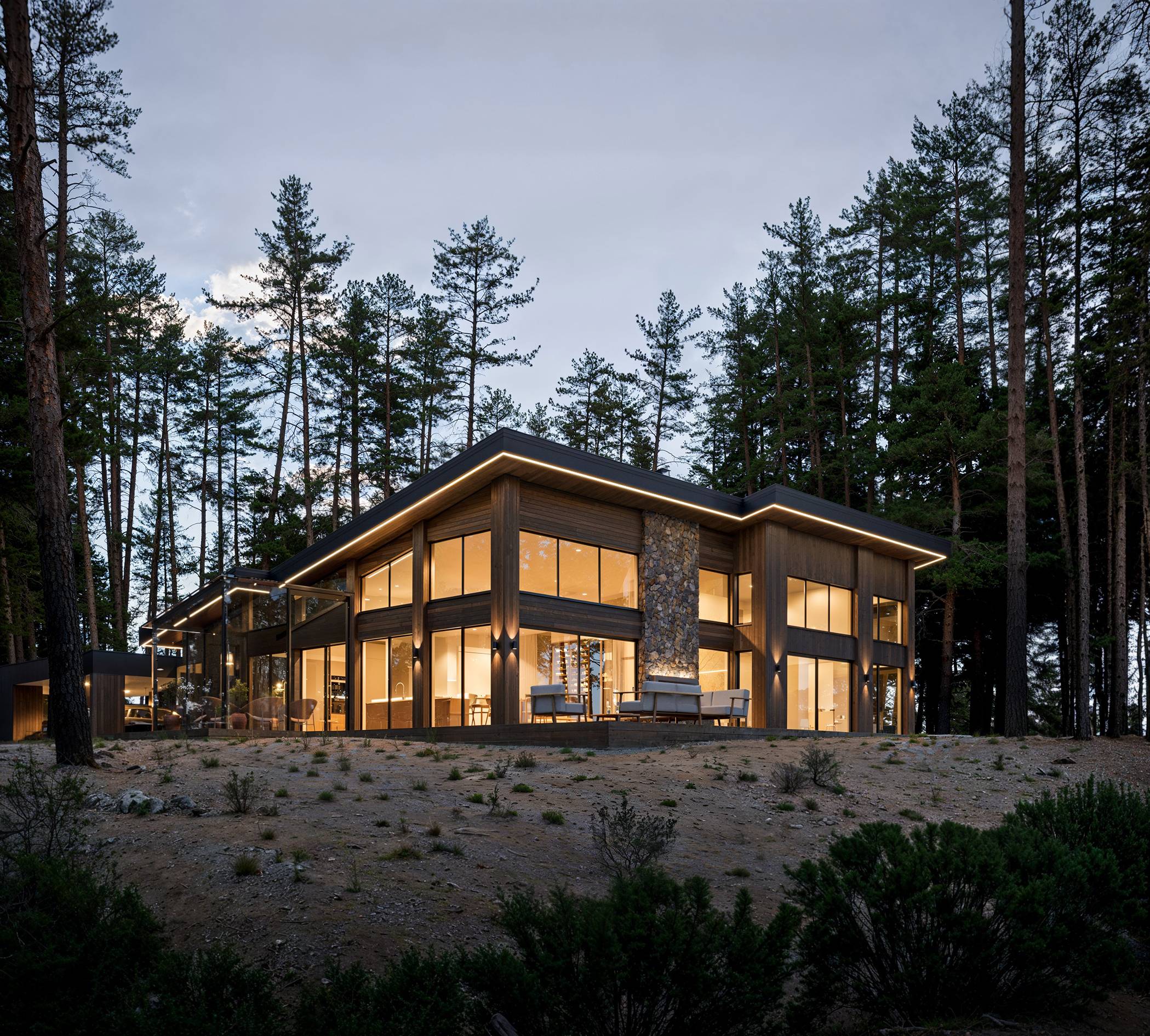 Private house with a pitched roof made of SIP panels, 260,3 sq.m.